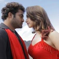 Jr.NTR and Tamanna's Oosaravelli New Stills | Picture 90493